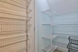 465 Cayman Cir, Tipp City, OH 45371 - Photo 26