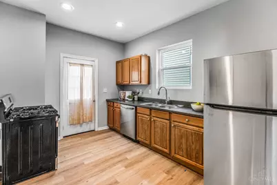 3554 Woodburn Avenue, Cincinnati, OH 45207 - Photo 8