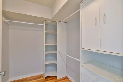 1040 Hatch Street, Cincinnati, OH 45202 - Photo 16