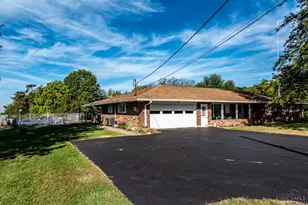 1105 Mockingbird Ln, Turtle Creek Township, OH 45036 - Photo 6