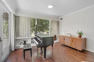 3990 Beechwood Ave, Cincinnati, OH 45229 - Photo 8