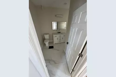 1739 Holloway Avenue, Cincinnati, OH 45207 - Photo 14