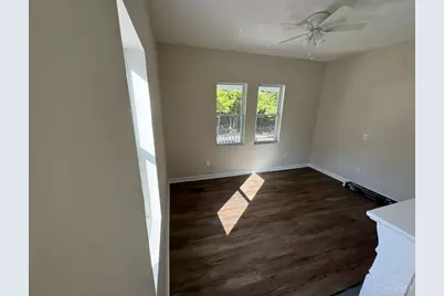 1739 Holloway Avenue, Cincinnati, OH 45207 - Photo 6