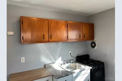 1002 Winfield Avenue, Cincinnati, OH 45205 - Photo 8