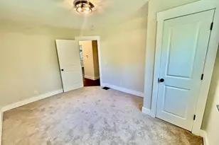 1280 Brushwood Ave, Cincinnati, OH 45224 - Photo 20