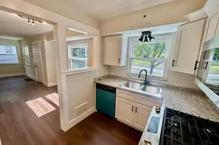 1280 Brushwood Ave, Cincinnati, OH 45224 - Photo 4