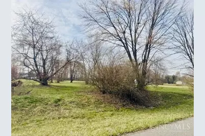 984 Krupp Drive, Perry Township, OH 45118 - Photo 2