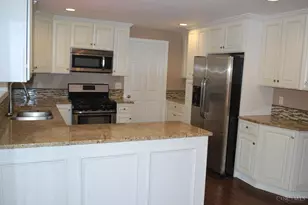 5721 Buckwheat Rd, Miami Township, OH 45150 - Photo 8