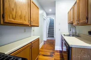 2803 Madison Rd, Cincinnati, OH 45209 - Photo 18