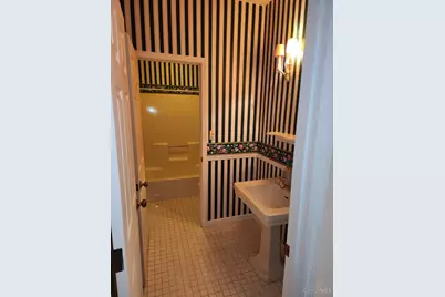 8049 Selph Road, Liberty Twp, OH 45133 - Photo 16