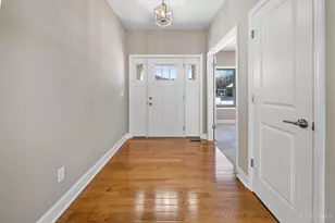 6723 Daniels Walk, Cincinnati, OH 45233 - Photo 2