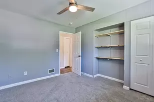 958 Hollytree Dr, Springfield Township, OH 45231 - Photo 34