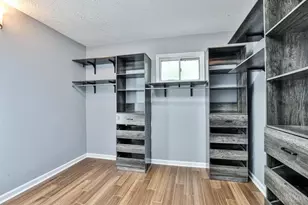 958 Hollytree Dr, Springfield Township, OH 45231 - Photo 28