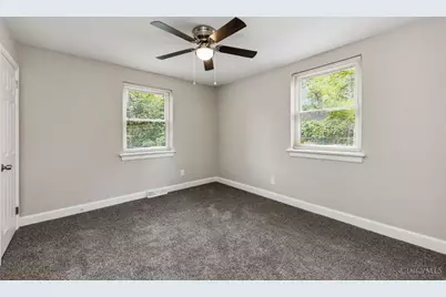 7247 Reading Road, Cincinnati, OH 45237 - Photo 20