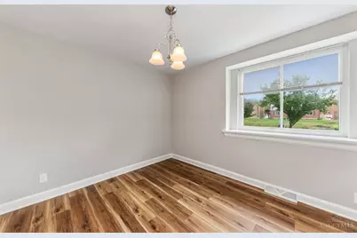 7247 Reading Road, Cincinnati, OH 45237 - Photo 12