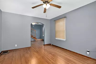 6414 Erie Avenue, Cincinnati, OH 45227 - Photo 8