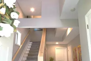 658 Hawthorne Ave, Cincinnati, OH 45205 - Photo 2