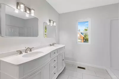 6000 Capri Drive, Cincinnati, OH 45224 - Photo 16