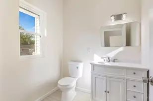 6000 Capri Dr, Cincinnati, OH 45224 - Photo 12