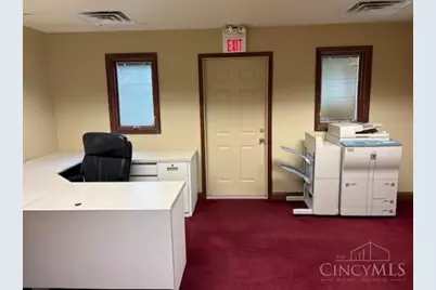 1081 N University Blvd #B, Middletown, OH 45042 - Photo 18