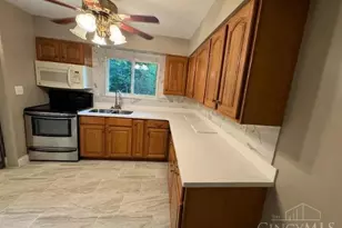 786 Sutton Rd, Anderson Township, OH 45230 - Photo 18