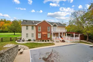 2558 Apple Ridge Ln, Amberley, OH 45236 - Photo 6