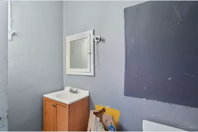 4205 Glenway Avenue, Cincinnati, OH 45205 - Photo 36