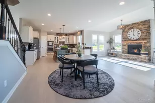 1013 Prestwick Pl, Pierce Township, OH 45245 - Photo 8