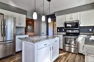 7957 Rio Grande Dr, Miami Township, OH 45002 - Photo 10