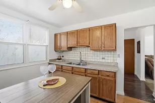 61 Flanders Ln, Green Hills, OH 45218 - Photo 12