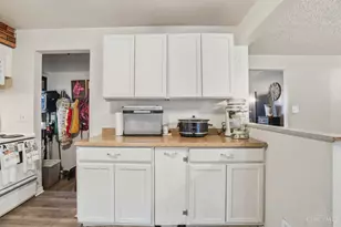 3387 Lapland Dr, Colerain Township, OH 45239 - Photo 8