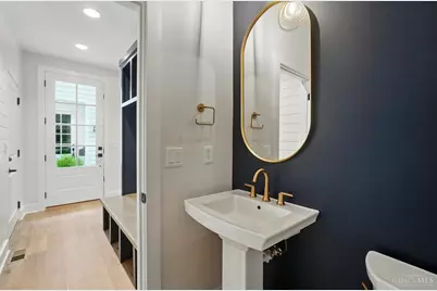 1227 Corbett Street, Cincinnati, OH 45208 - Photo 18