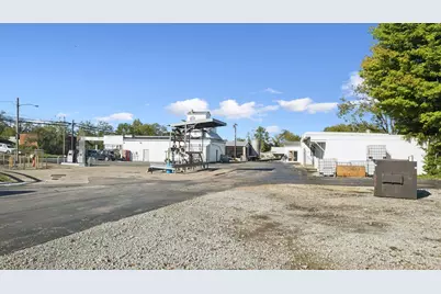 518 W Plane Street, Bethel, OH 45106 - Photo 8