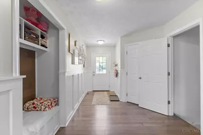 404 Brookhurst Drive, Monroe, OH 45050 - Photo 6