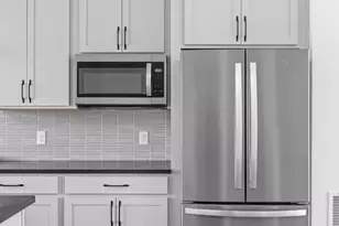 1608 De Sales Ln, Cincinnati, OH 45206 - Photo 14