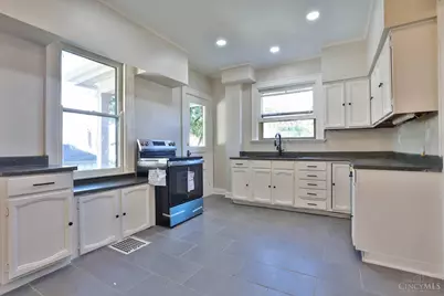 653 Harmes Avenue, Reading, OH 45215 - Photo 12