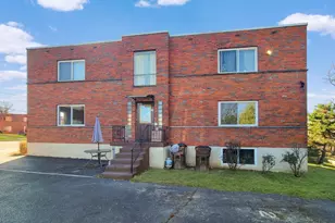 6603 Hasler Ln, Elmwood Place, OH 45216 - Photo 2