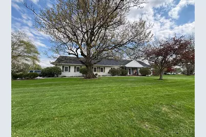 379 Virginia Circle, Wilmington, OH 45177 - Photo 2