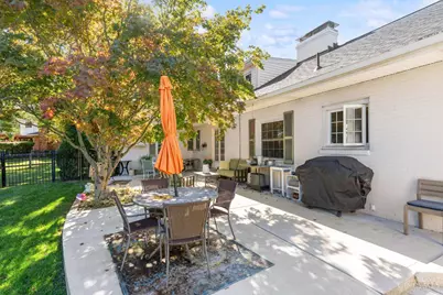 379 Virginia Circle, Wilmington, OH 45177 - Photo 8