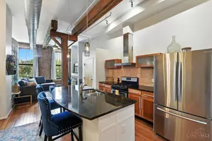 1214 Vine St, Cincinnati, OH 45202 - Photo 12