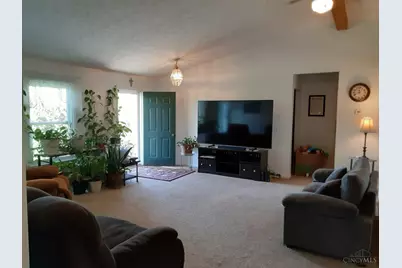 6805 Pea Ridge Road, Liberty Twp, OH 45133 - Photo 8