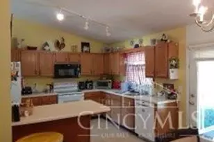 6805 Pea Ridge Rd, Liberty Twp, OH 45133 - Photo 10