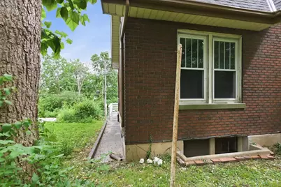 27 Phillips Avenue, Saint Bernard, OH 45217 - Photo 8