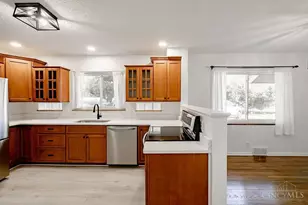 6047 Allison Ave, Fairfield Township, OH 45011 - Photo 12