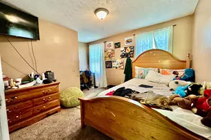 11315 Lincolnshire Dr, Forest Park, OH 45240 - Photo 14