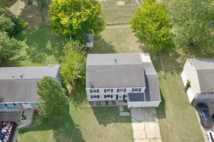 11315 Lincolnshire Dr, Forest Park, OH 45240 - Photo 2