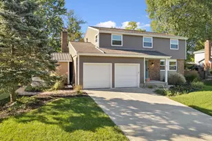 4254 Fox Hollow Dr, Blue Ash, OH 45241 - Photo 2