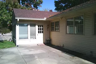 408 N Marshall Rd, Middletown, OH 45042 - Photo 6