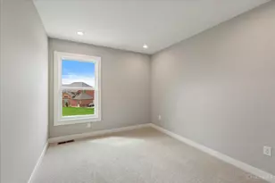 7440 Wetherington Ln, West Chester, OH 45069 - Photo 20