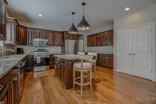 6290 Winding Creek Blvd, Liberty Township, OH 45011 - Photo 8